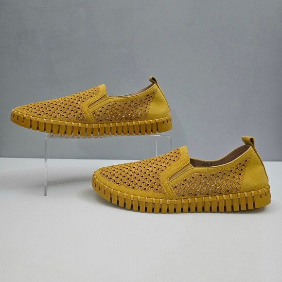 NEW Ilse Jacobsen Tulip 140 Sneaker Women EU 43 Yellow Slip On Travel Minimalist - Picture 2 of 13